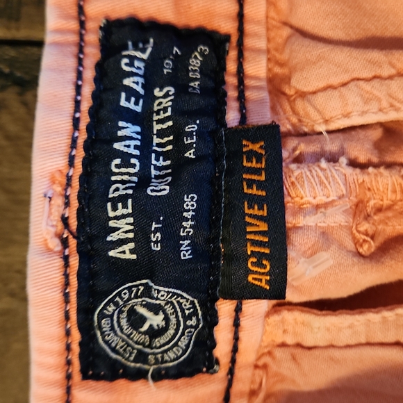 American Eagle Chino Shorts Men's 30 Pink Classic fit Active Lived In - Picture 4 of 11